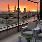 Atico Mejores Vistas Al Pilar Jacuzzi Y Garaje דירה סרגוסה