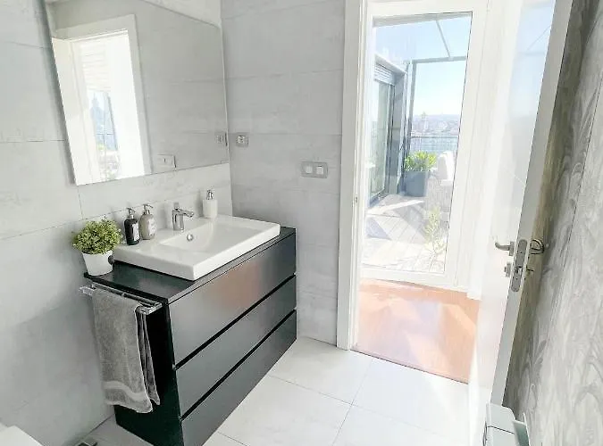 Atico Mejores Vistas Al Pilar Jacuzzi Y Garaje Zaragoza